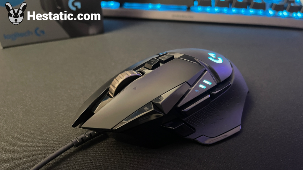 Logitech G502 Hero - best mouse for Apex Legends